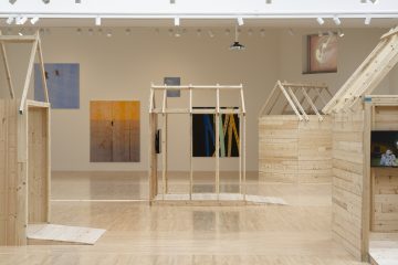 <p><em>Tala Madani: Be flat</em> [Installation view, Henry Art Gallery, University of Washington, Seattle. 2024]. Photo: Jueqian Fang, courtesy of the Henry.</p>
