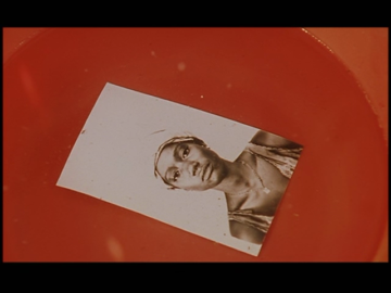 <p>Film Still,&nbsp;<i>Life on Earth (</i>1998). Directed by Abderrahmane Sissako.</p>
